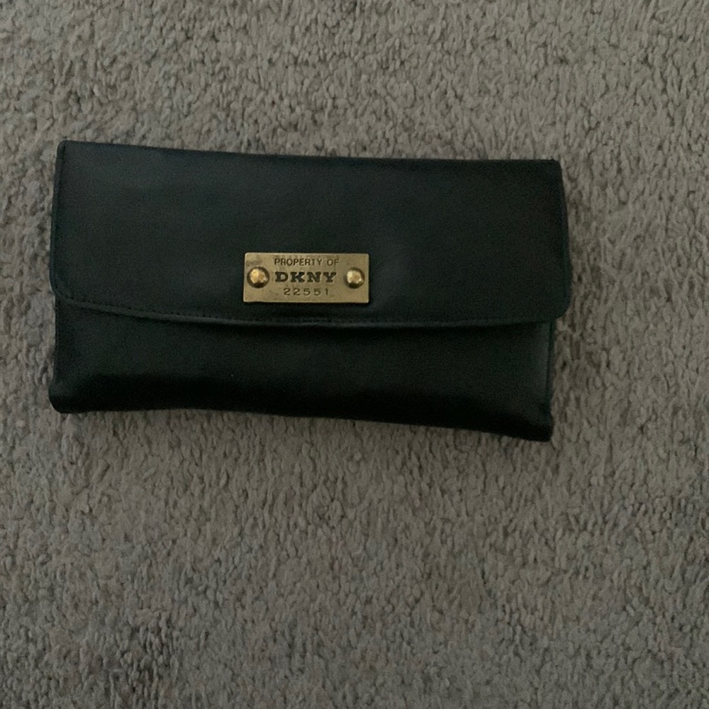 Black DKNY wallet